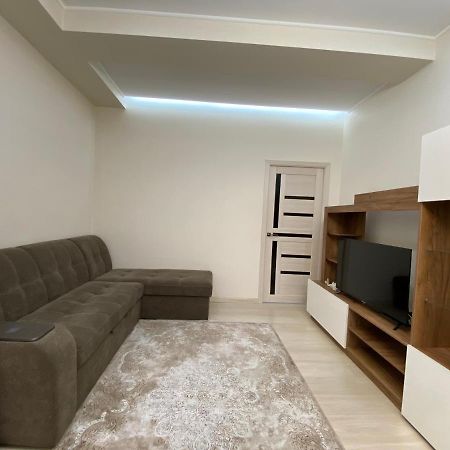 A Cosy Apartment Osh Ngoại thất bức ảnh